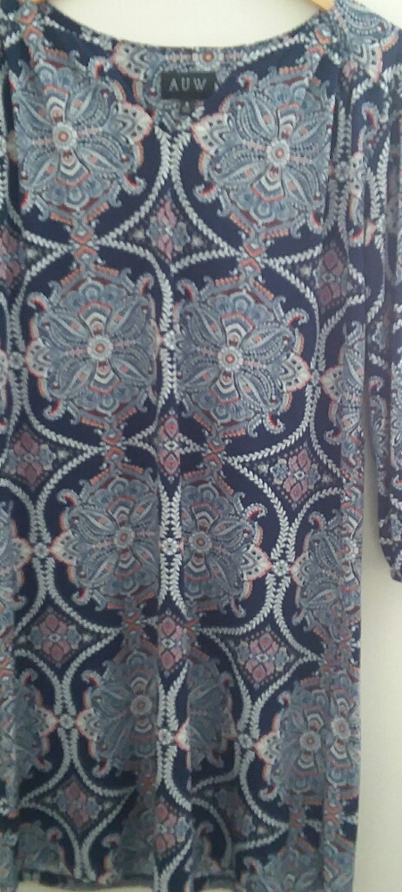 AUW size 8 dress